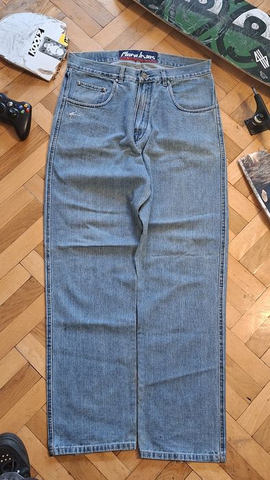 Spodnie marki morojeans
