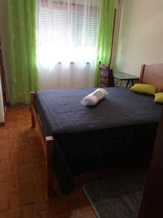 Quarto Amial  Transportes  em Frente