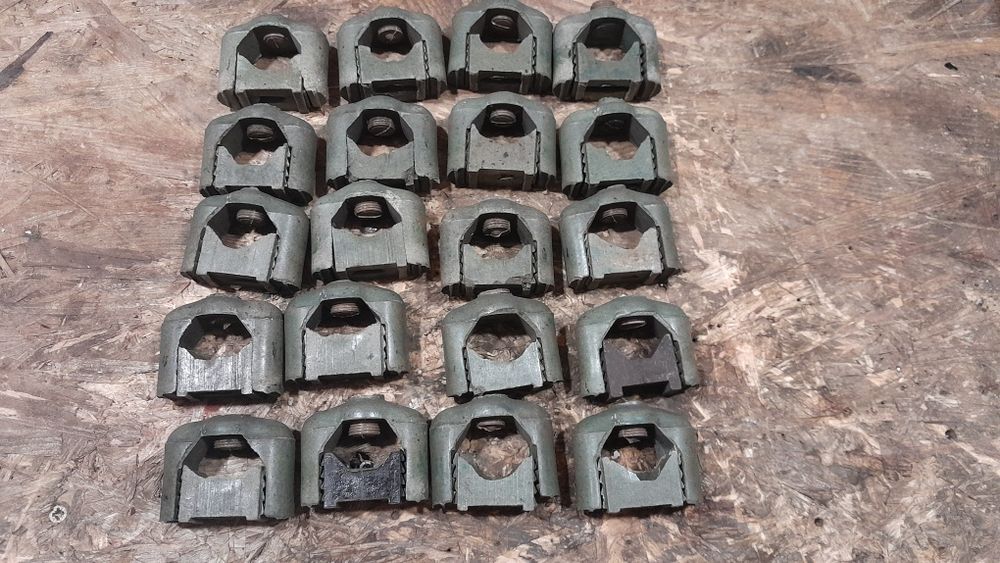 Uchwyt kabla khaki przewodu loft prl bakelitowy  bakelit om24 om-24