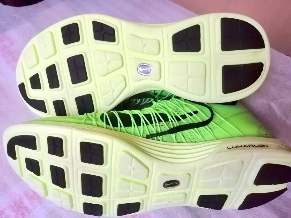 Кроссівки бігові Nike LunaRacer 3  42.5 - 43 розмір