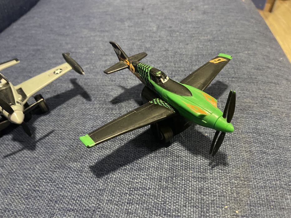 Самолеты инерционные Дисней Mattel