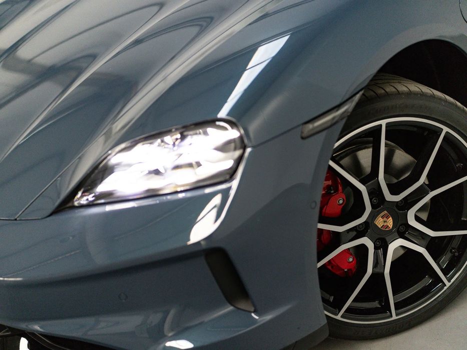 Porsche Taycan Sport Turismo 4S Black Edition