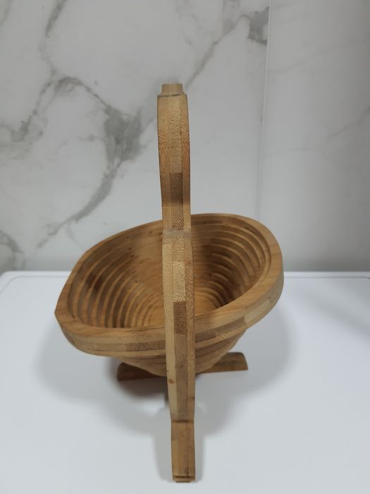 Деревянная конфетница