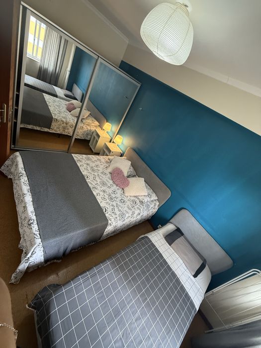 Quarto mobiliado 02 camas em Penha de França