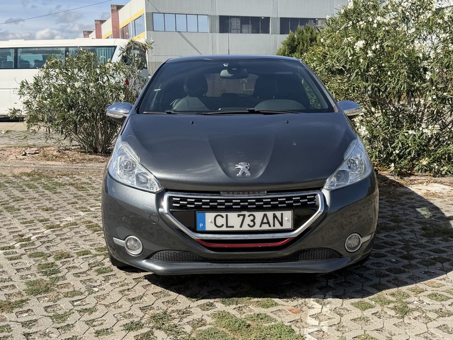 Peugeot 208 GTI 1.6 200cv — photo 2