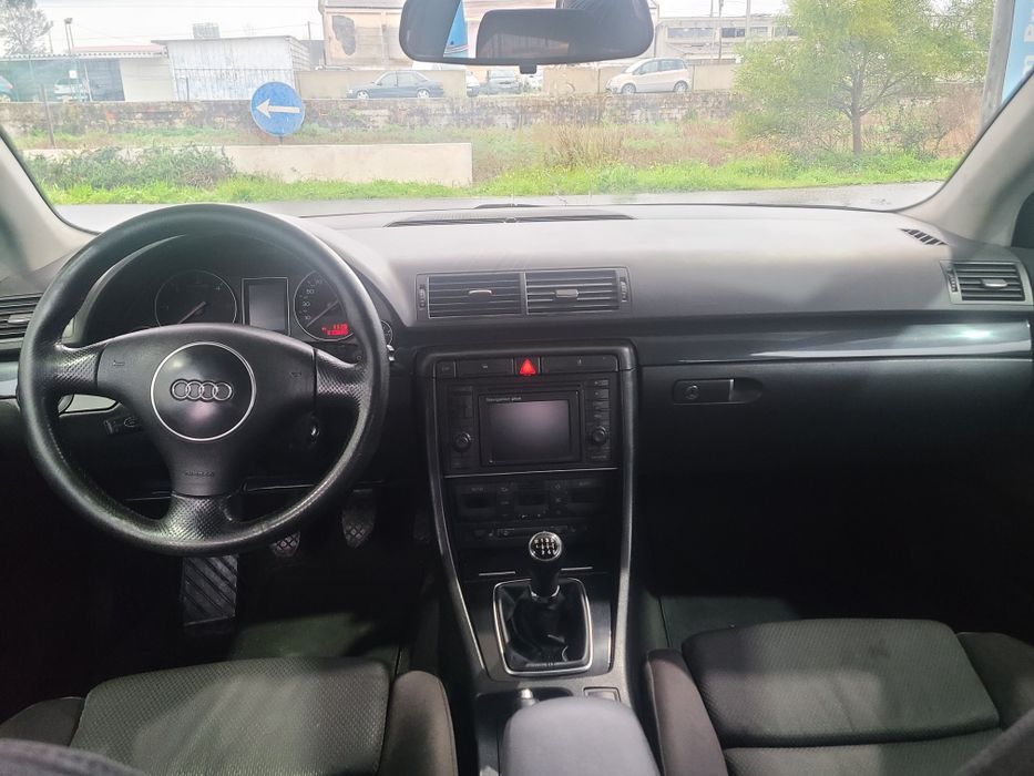 Audi A4 1.9 tdi (130)