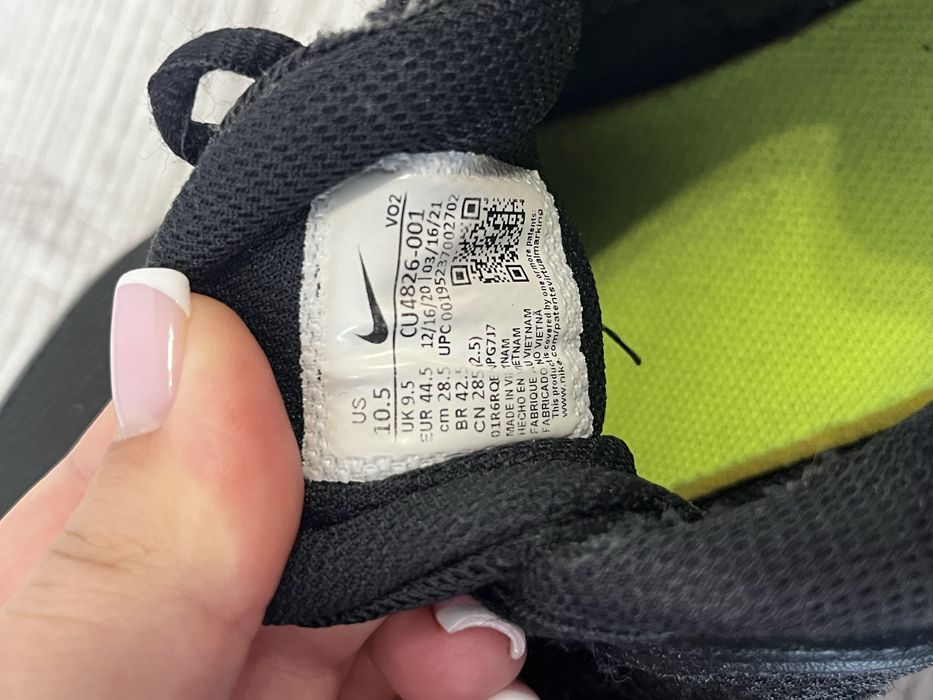 Кросівки чоловічі Nike розмір 43-44