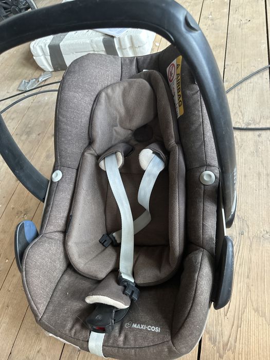 Дитяча люлька , візочок Maxi cosi
