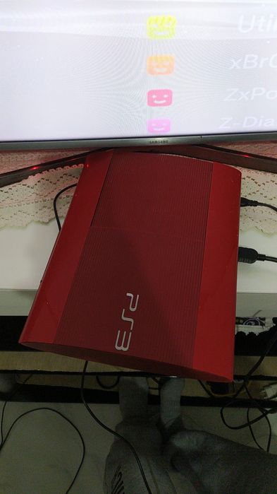 PS3 + 2 Controllers64550988105731123