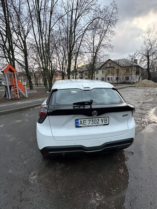 Продам авто MG 4 EV