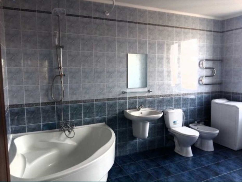 Оренда сучасного, затишного будинку в Полтаві.