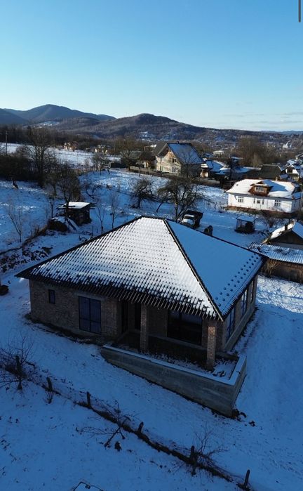 Продаж будинку в Карпатах с. Пістинь 124 м2 Комунікації підведено!