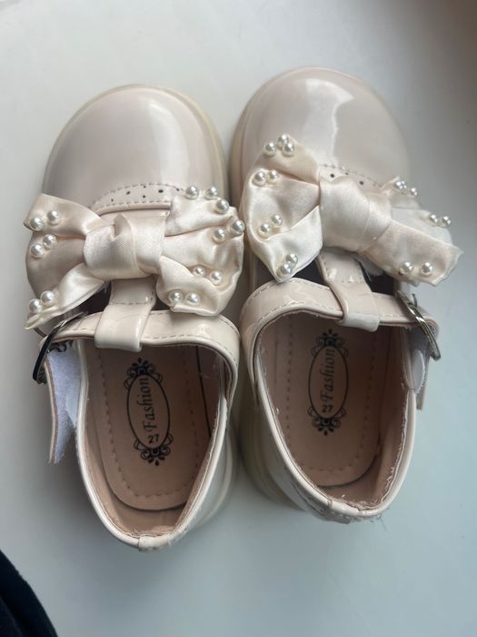 Туфлі 27 розмір для дівчинки