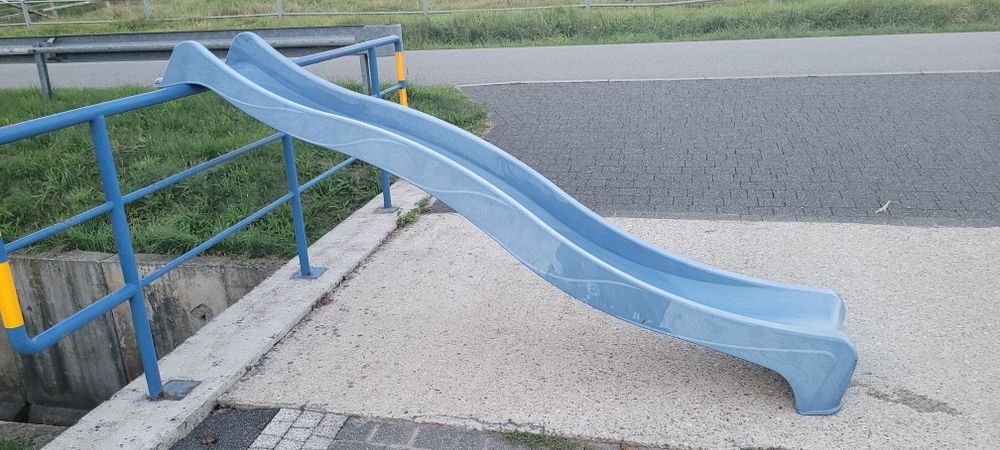 Zjeżdżalnia dla dzieci - ślizg