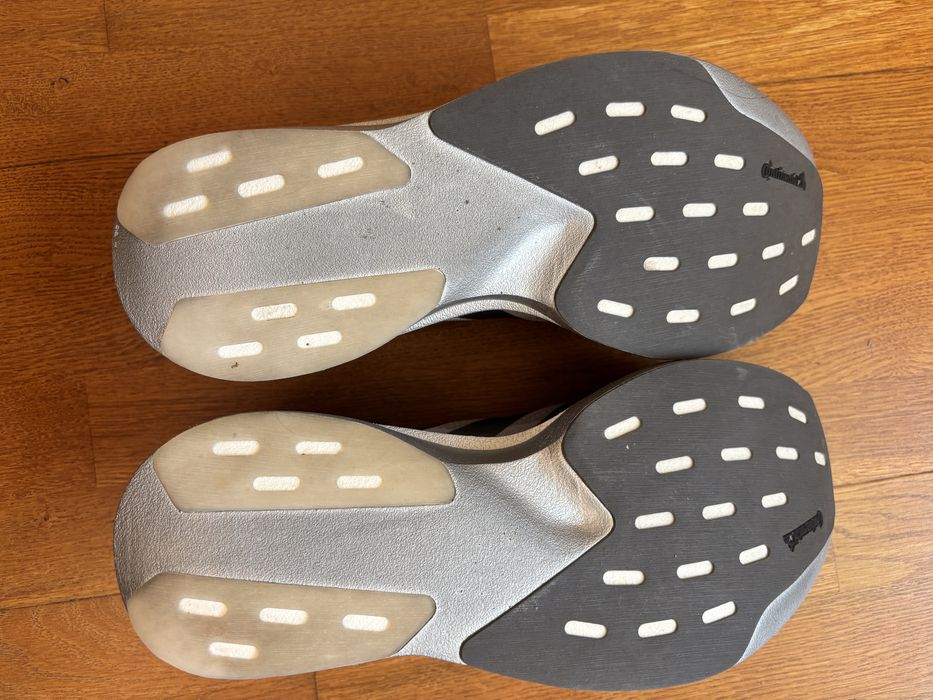 Бігові кросівки Adidas Adizero Lightstrike Pro, 43 1/3 Розмір