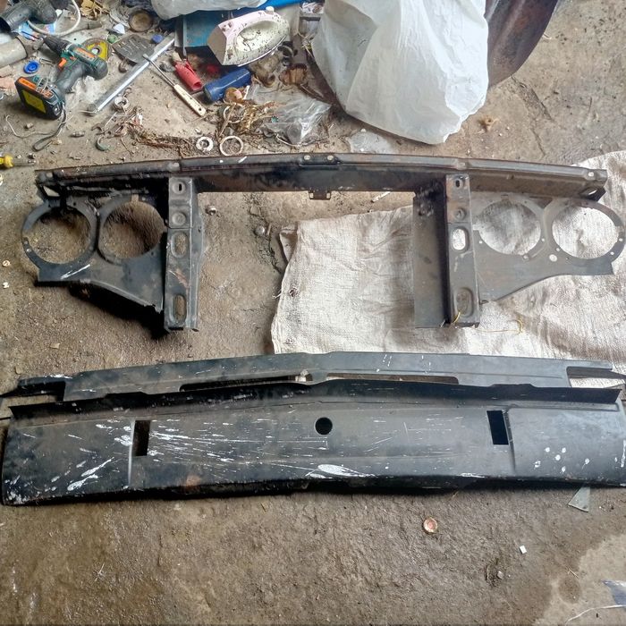 Телевізор, фартух Ваз 2106