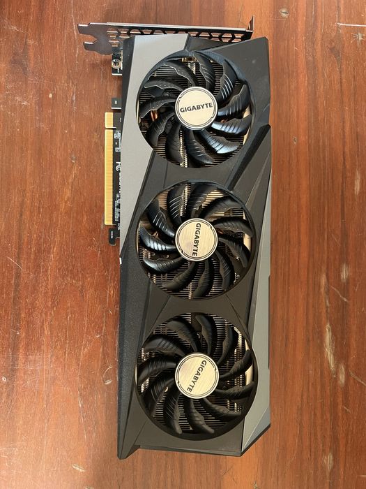 Видеокарту Gigabyte GeForce RTX 3060 Ti Gaming OC 8192MB