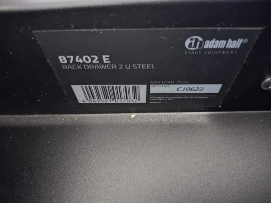 Gavetas rack 1U e 2U, painel 1U e parafusos