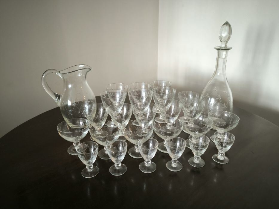 Serviço de copos com jarro e garrafa (26 peças)