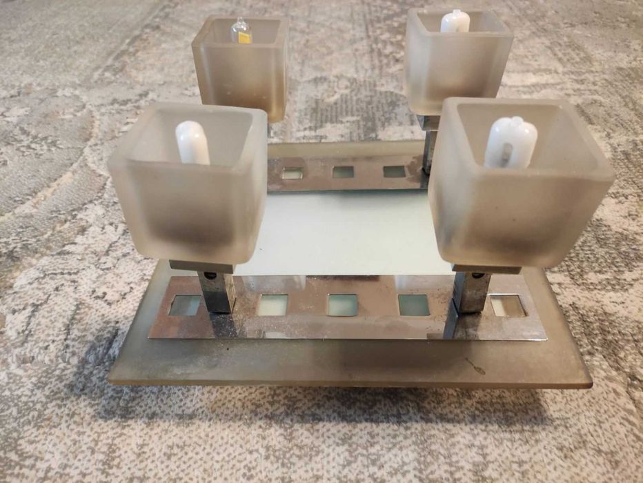 Светильник потолочный 4-х рожковый, б/у