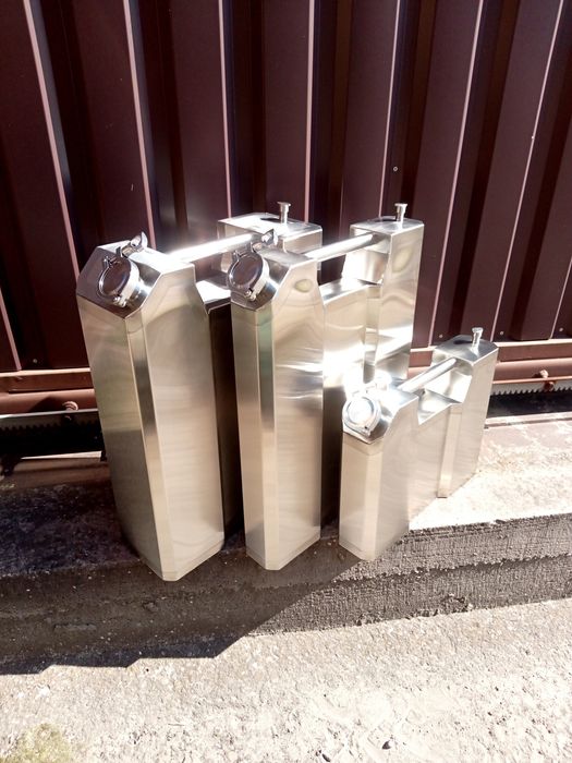 Каністра нержавіюча