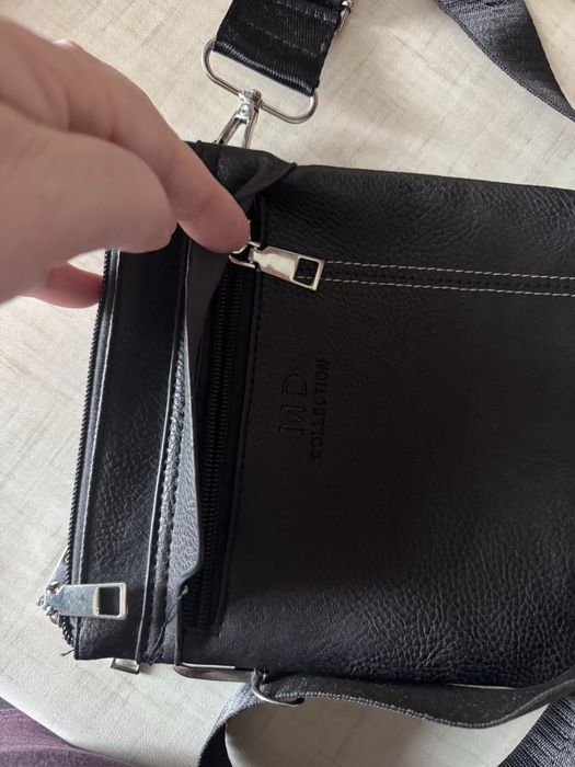 Сумка кросбоді чорного кольоу