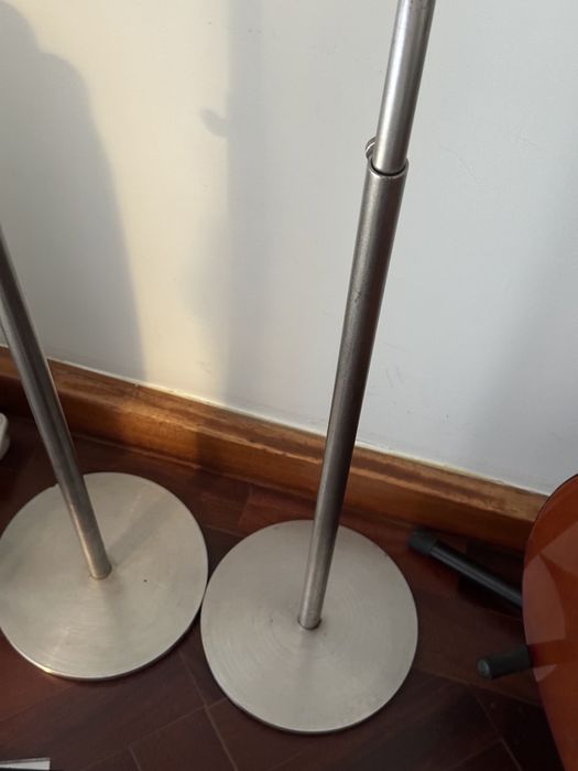 SOLID B&W Speaker Pair + Stands64354200707585122