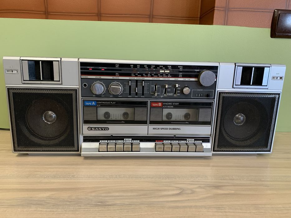 Магнітофон Sanyo MW220K