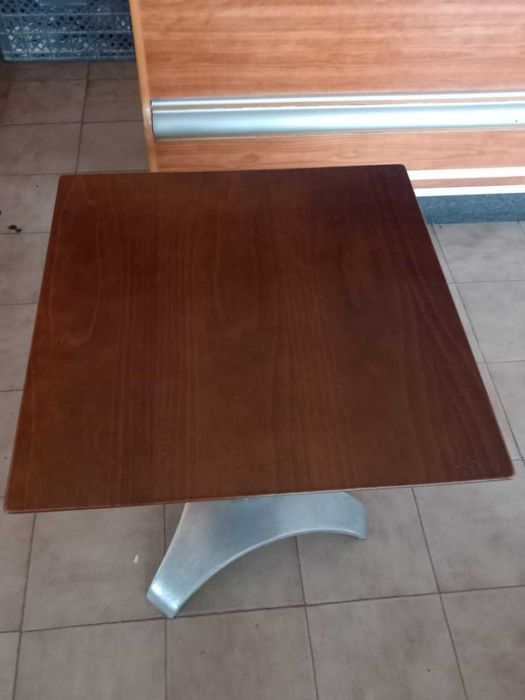 Conjunto Mesa/Cadeiras Madeira