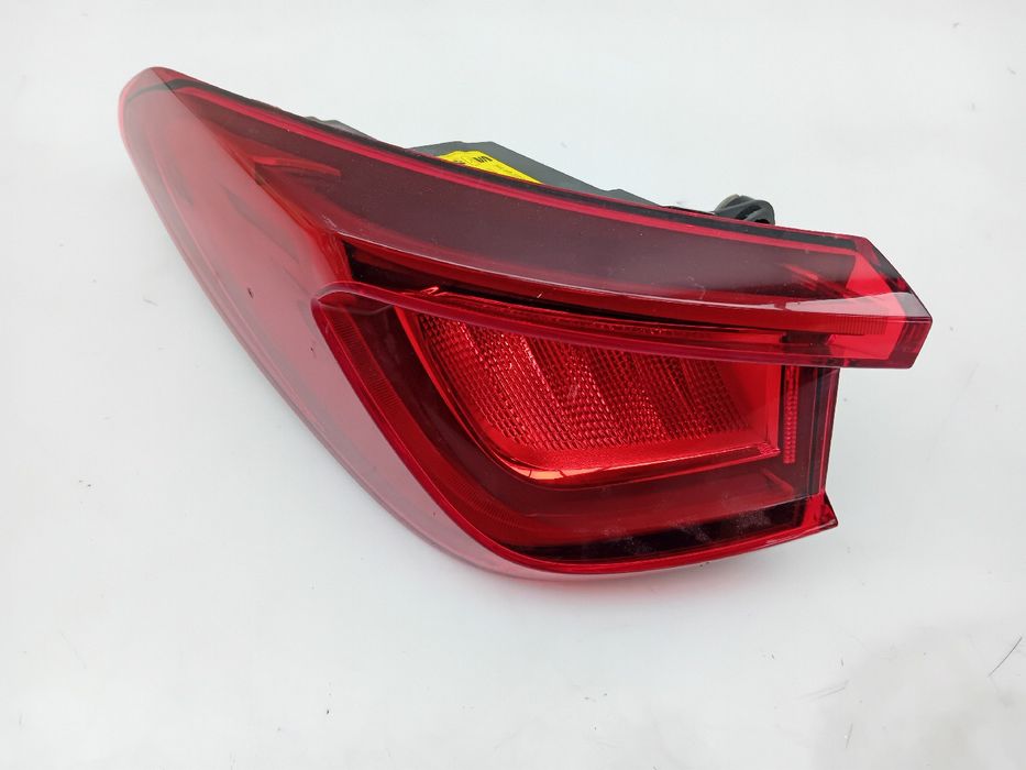 Farolim esquerdo SEAT Leon Sportstourer (KL8)