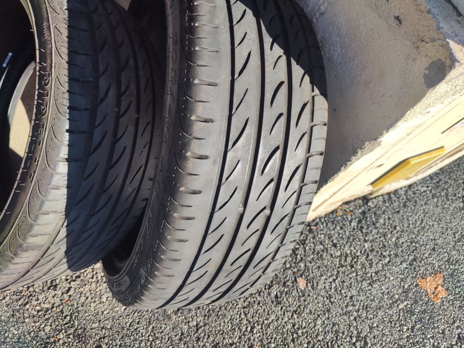 Pneus Pirelli 205/40 r17