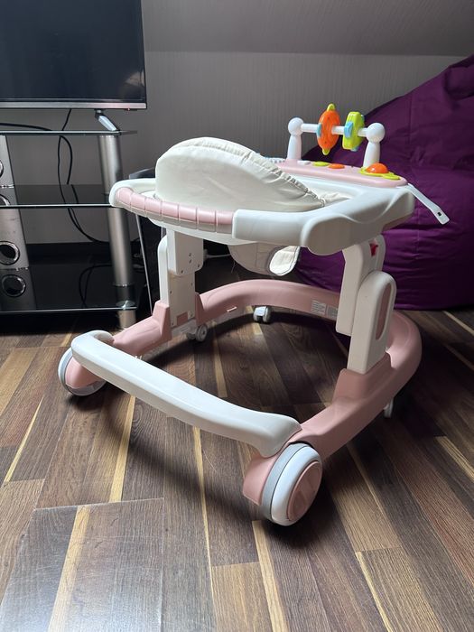 Ходунки рожеві ,baby walker