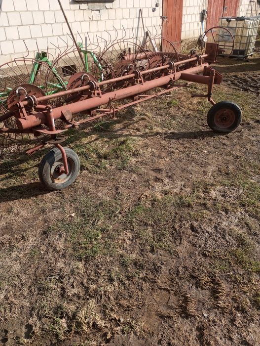 Siewka kos i inne maszyny rolnicze