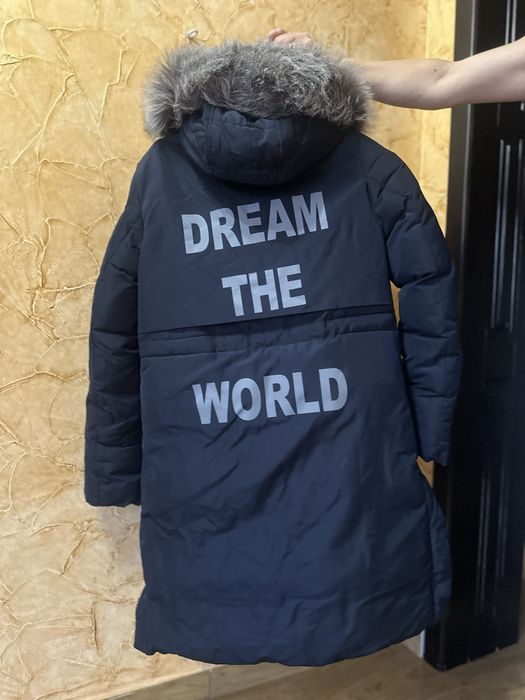 Зимова жіноча куртка