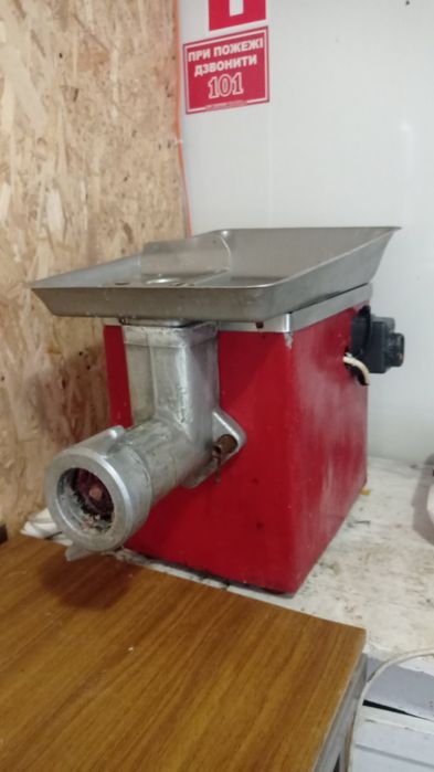 Мясорубка мим 300