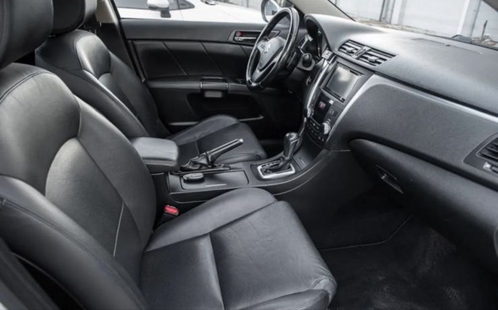 Suzuki Kizashi 2010