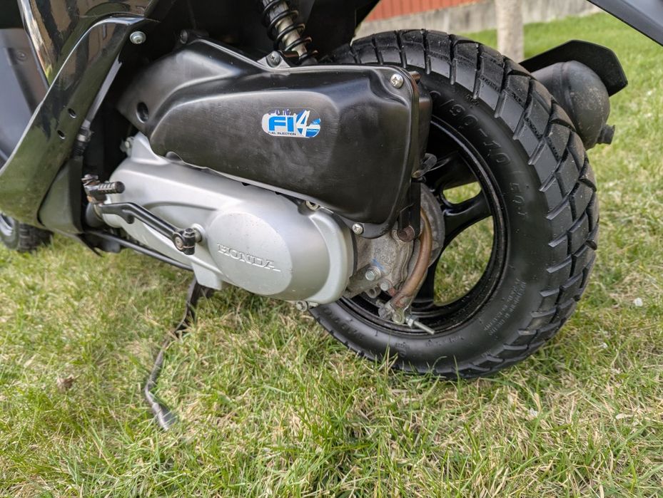Honda dio af 68 на реєстрації (Yamaha, Honda, Suzuki)
