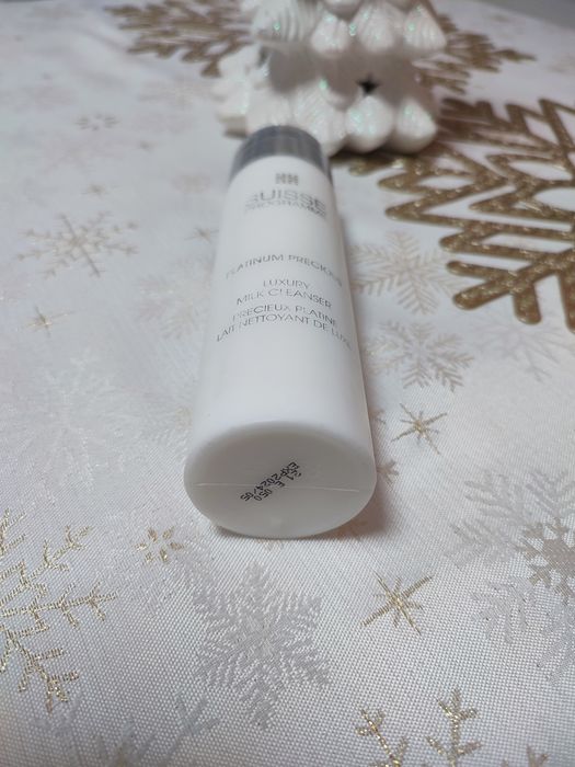 SUISSE luksusowe mleczko do mycia twarzy 200 ml