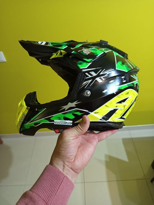 Capacete Airoh aviator 2.2 carbon