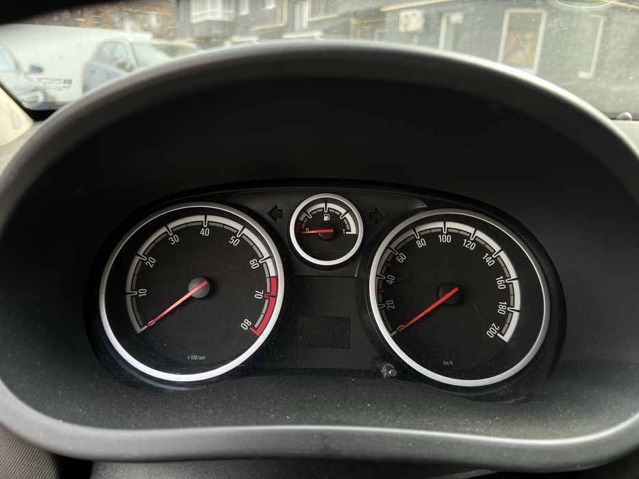 Автомобіль Opel Corsa 2009