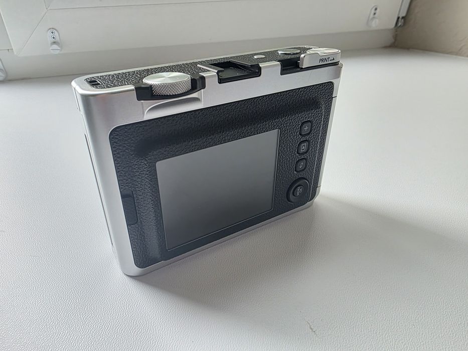 Камера миттєвого друку Instax Mini EVO