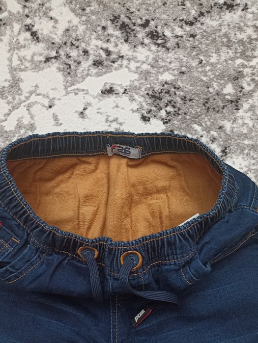 Продам джинси утеплені