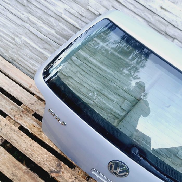 VW Golf IV HB Klapa tył LA7W