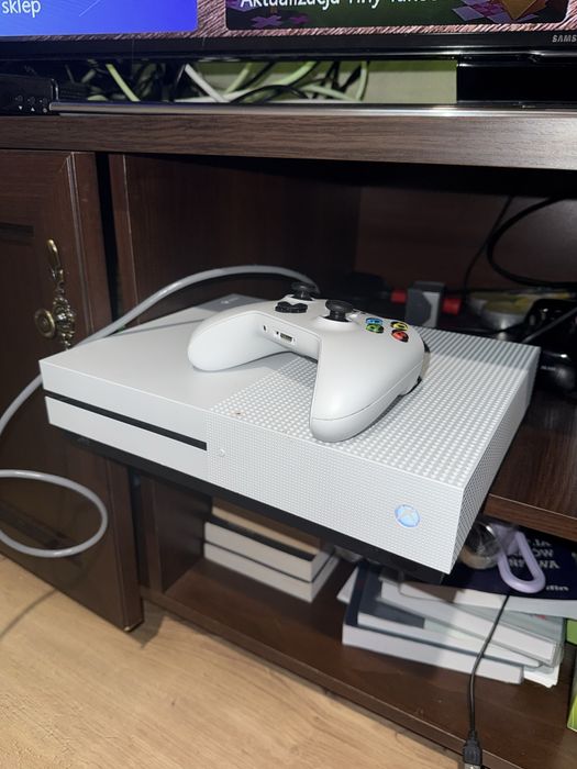 Konsola xbox one s 500GB z padem