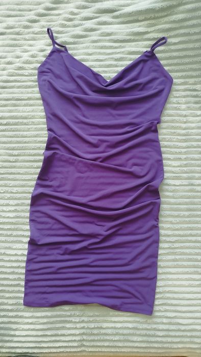 Sukienka na ramiączkach