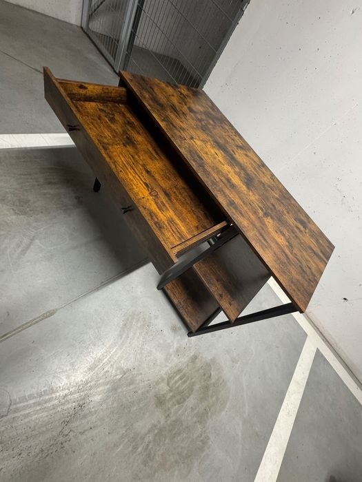 Biurko loftowe w bardzo dobrym stanie