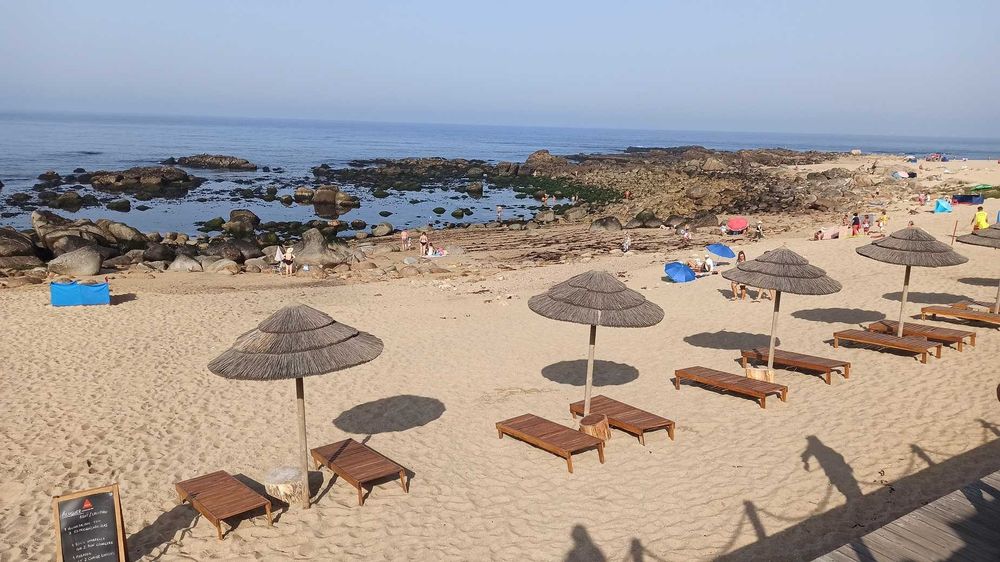 Duplex T1 Mobilado Perto da Praia de Salgueiros