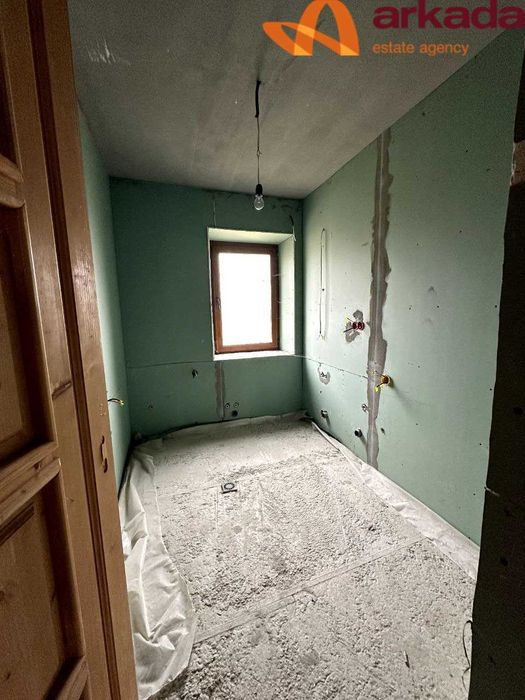 Продам будинок з панорамним видом на гори в Яремче!!! 1м2=414$