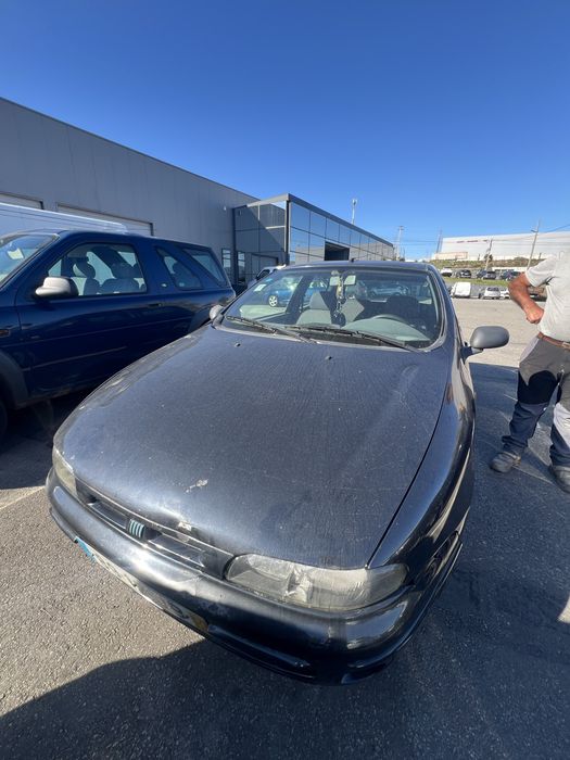 Fiat Bravo 1.4  — Teto de Abrir + Jantes Liga Leve