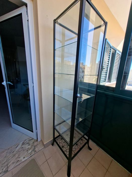VITRINE IKEA  (Descontinuada)